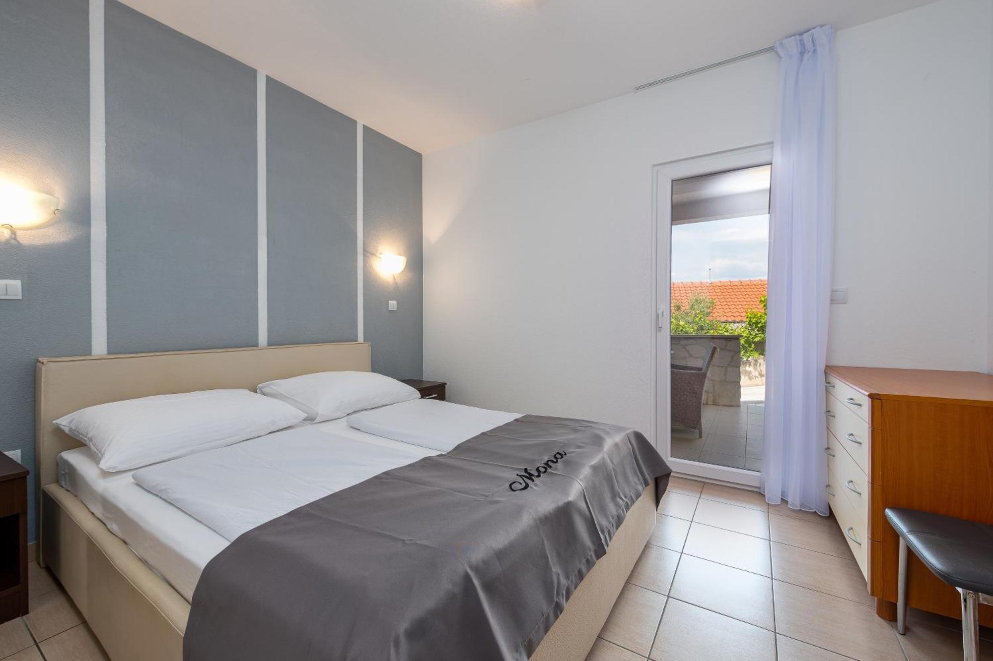 Villa Mona Apartments Ražanj Δωμάτιο φωτογραφία